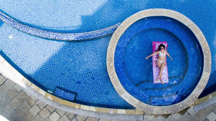 Sport & Beauty 2, Pearle Beach Resort & Spa, Black River