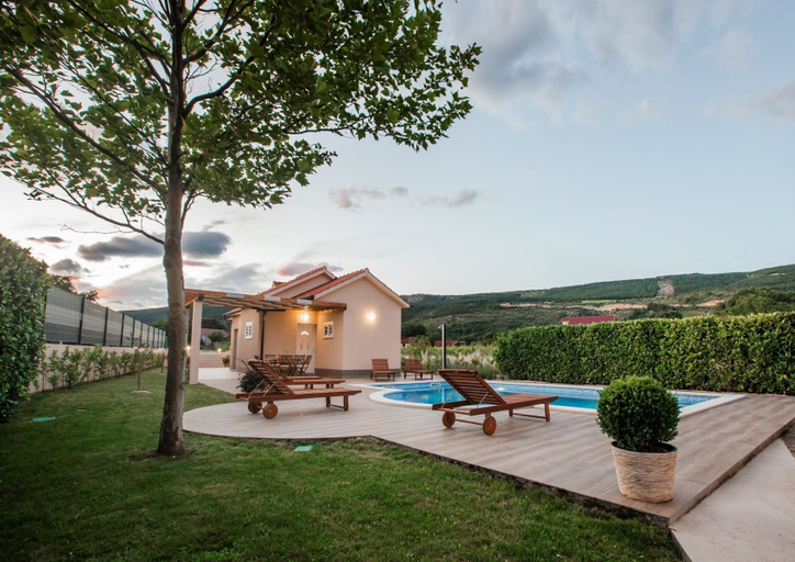 Exterior & Views 2, Villa Bilić, Proložac