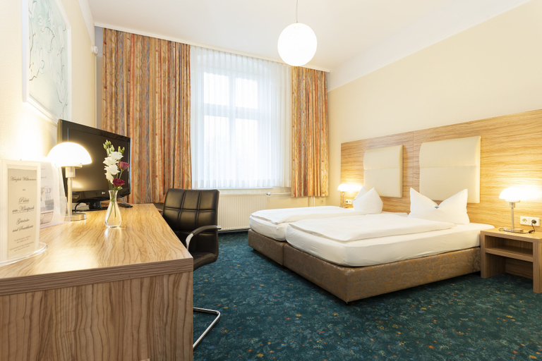 Bedroom 5, Palais am Kleistpark, Frankfurt (Oder)