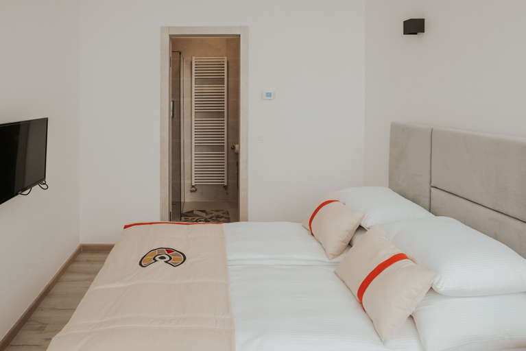 Bedroom 2, Aparthotel Centar Sarajevo, Sarajevo
