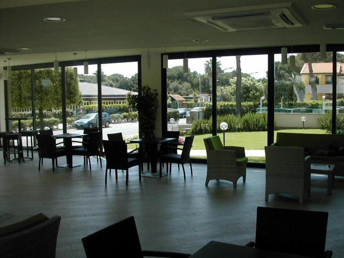 Food & Drinks 5, Hotel Flora, Livorno