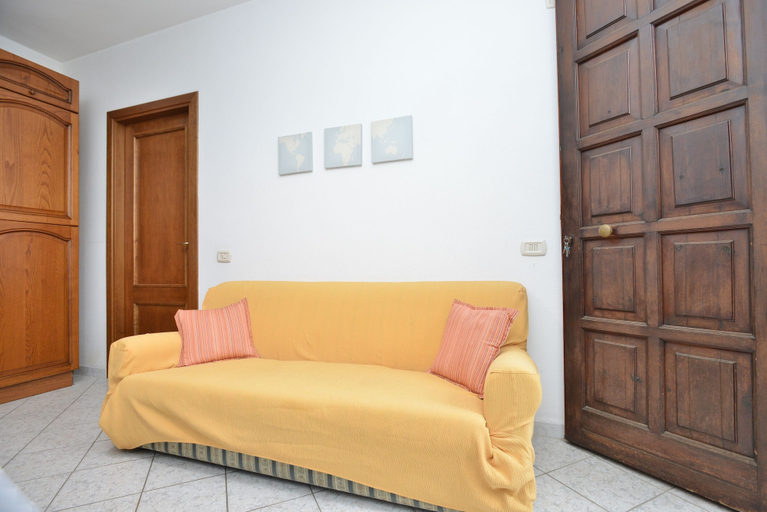 Living area 3, IzzHome Sweetness, Cagliari