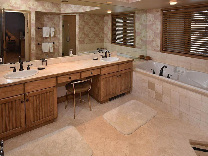 Bathroom 3, Pines Townhome, Eagle