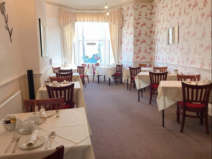 Food & Drinks 5, White Court Llandudno, Conwy