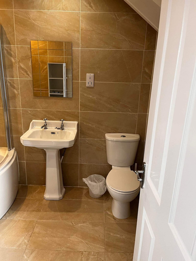 Bathroom 4, The Captain Cook Inn, Redcar and Cleveland