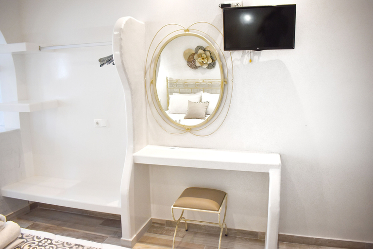 Others 4, Naxos Enjoy Apartments, South Aegean