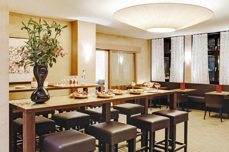 Food & Drinks 3, Congress Apartments by Hotel du Commerce, Basel