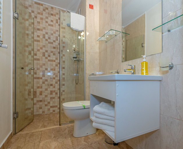 Bathroom 4, Mera Brise, Mangalia
