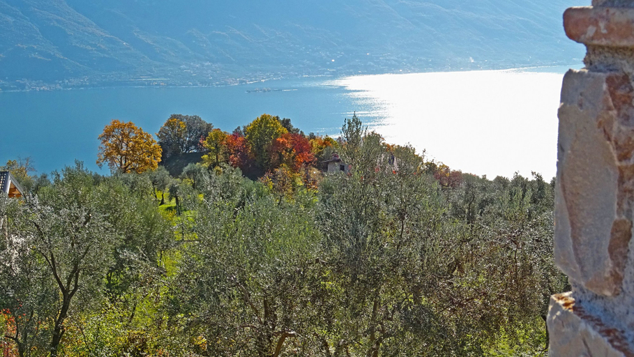 Land view from property 2, Villa Vagne Holideal, Brescia
