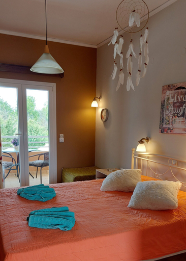 Bedroom 3, Sausan Hotel, Ionian Islands