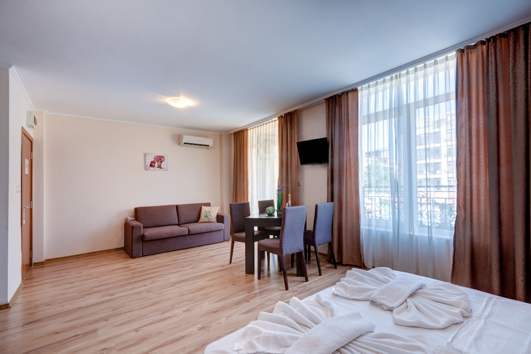 Bedroom 2, Apart-hotel Dawn Park, Nesebar