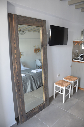 Bedroom 3, White and Grey, South Aegean