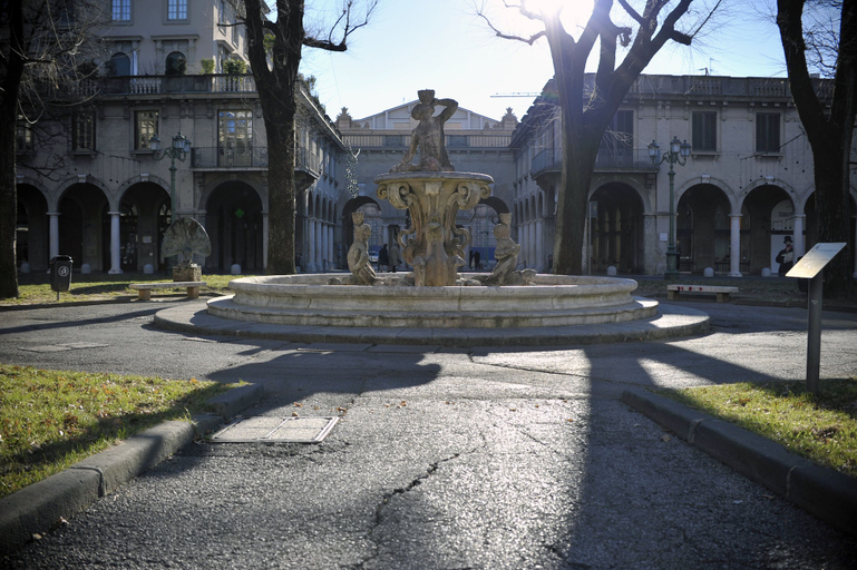 Exterior & Views 2, Bergamo Inn 43, Bergamo