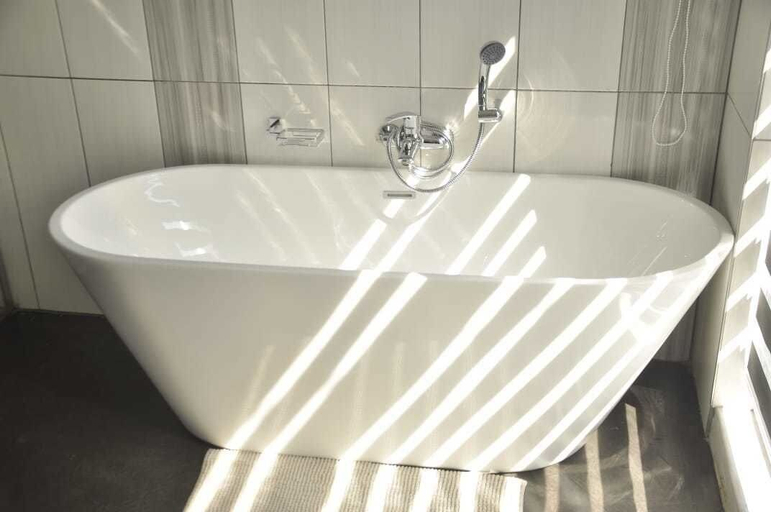 Bathroom 5, Anisa Guesthouse, Vhembe