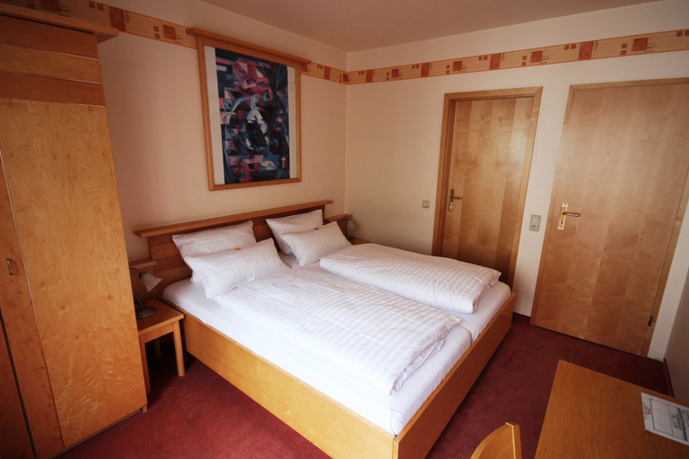 Bedroom 4, Hotel Glockengasse, Köln