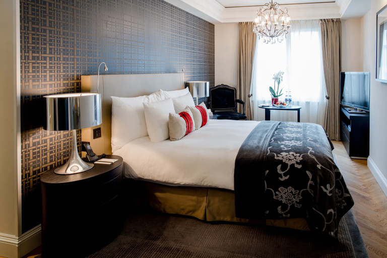 Bedroom 3, Hotel Schweizerhof Bern & Spa, Bern