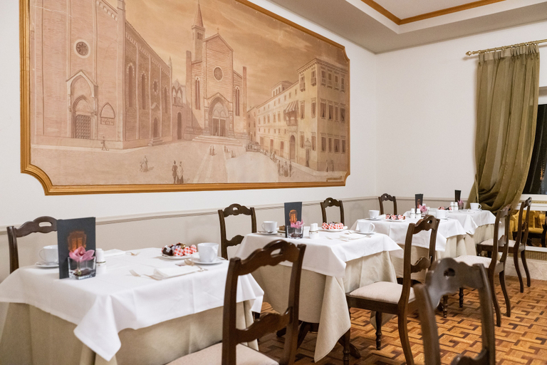 Food & Drinks 5, Due Torri Hotel, Verona