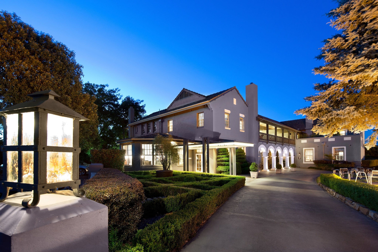 Mineral Springs Hotel, Hepburn - East