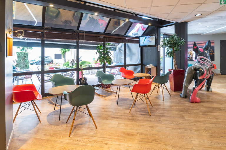 Food & Drinks 5, B&B HOTEL Rouen Centre Rive Droite, Seine-Maritime