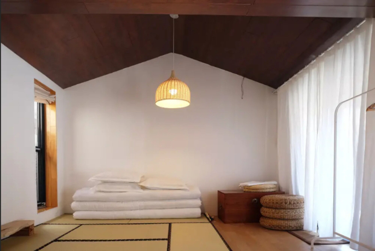 Bedroom 3, Beijing Migrator Mountain Resort, Beijing