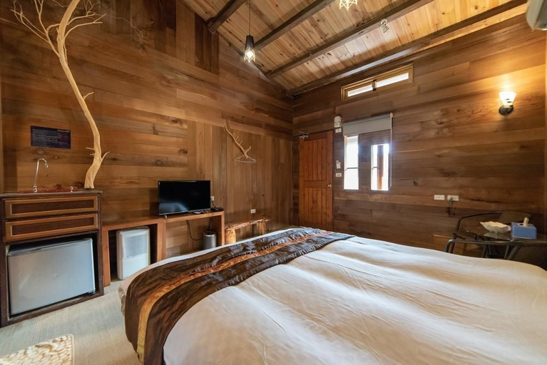 Bedroom 2, Shankou Hotspring Hotel, Yilan