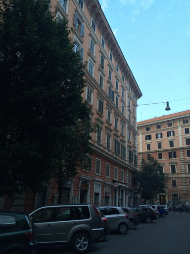 Exterior & Views 2, Vantaggio Suites, Roma