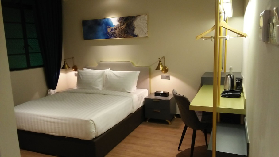 Bedroom 13
