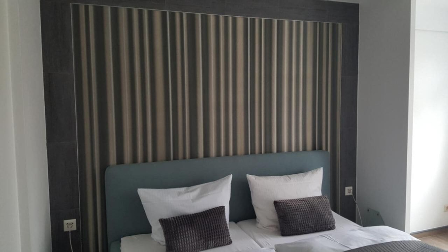Bedroom 2, Hotel Kreuzbergbaude, Görlitz