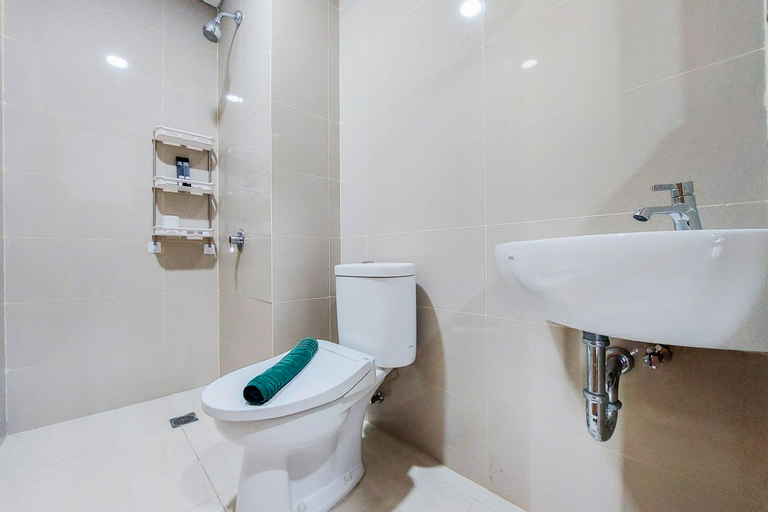 Bedroom 3, Best Homey Studio Apartment at B Residence By Travelio, South Tangerang