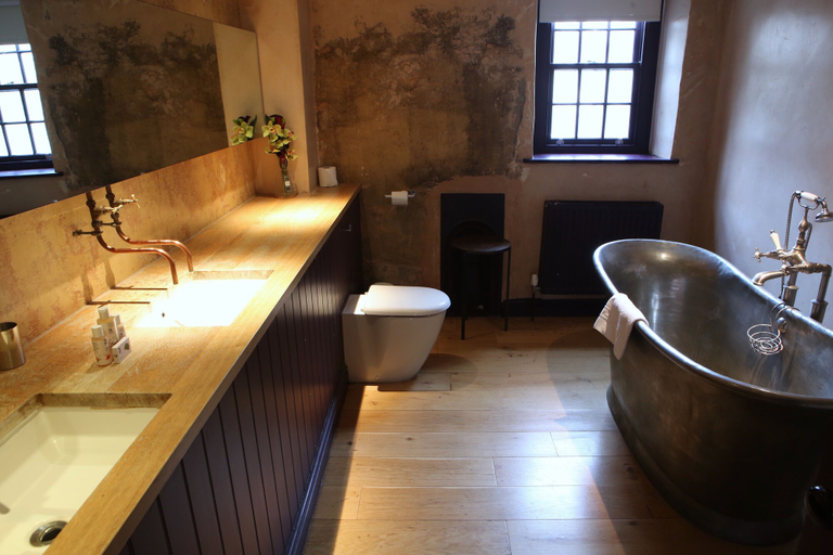 Bathroom 5, Archangel, Somerset