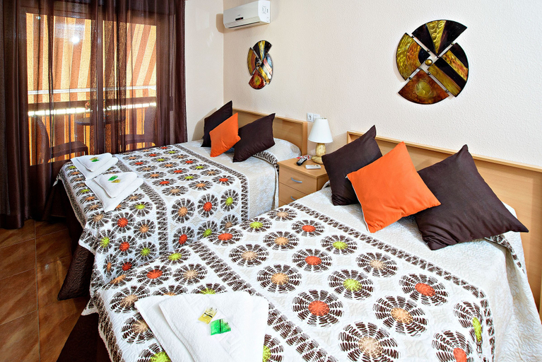 Bedroom 4, Hostal Carrizo, Alicante