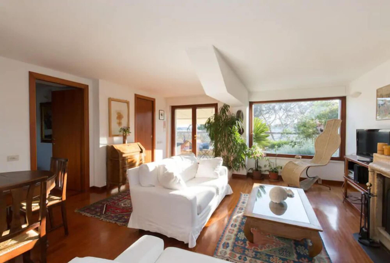 Living room, Breathtaking penthouse pool, Rome