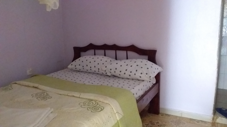 Bedroom 2, Manhattan Hotel, Kabale