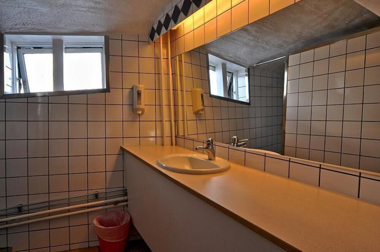 Bathroom 4, The Red Boat, Stockholm