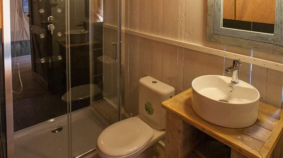 Bathroom, Dancamps Trelde Næs, Fredericia