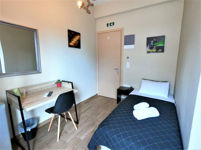 Bedroom 3, Hotel Achillion, Attica