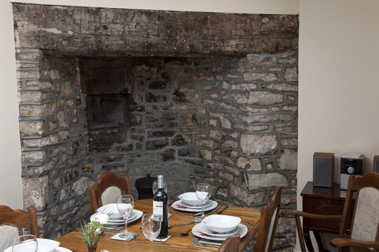 Food & Drinks, Merlin Cottages, Carmarthenshire
