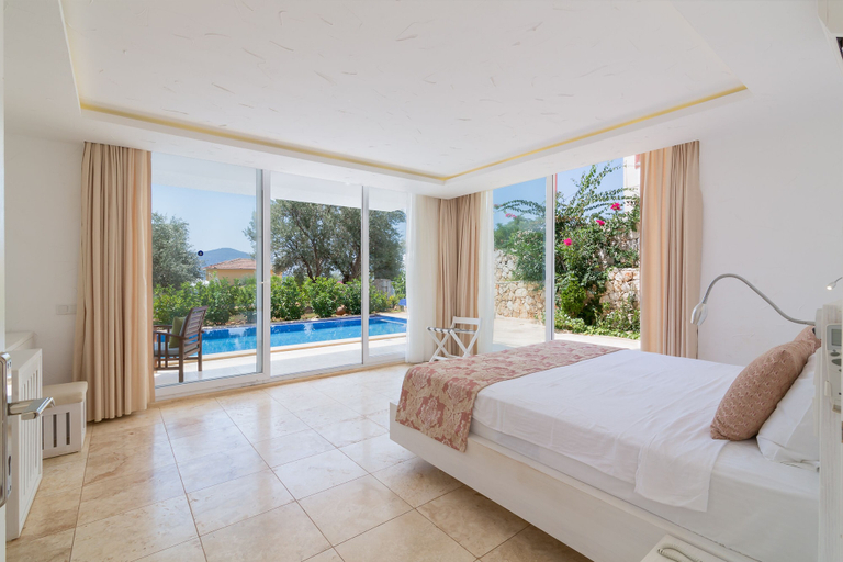 Bedroom 2, Kalkan Oasis Hotel - Adults Only, Kaş