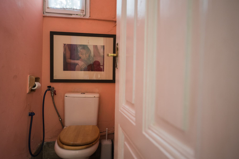 Bathroom 4, halu! Vintage & Historic Apartment, Central Macedonia