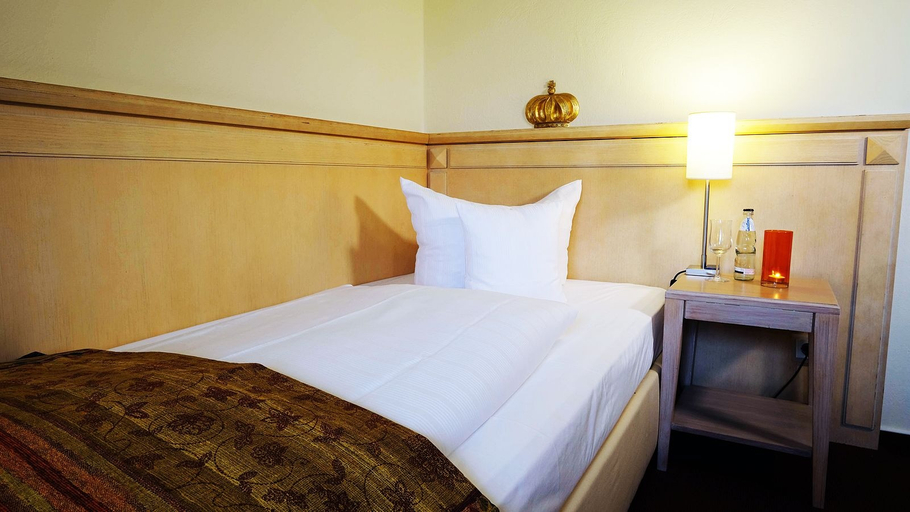Bedroom 3, Hotel zur Fürstabtei, Herford