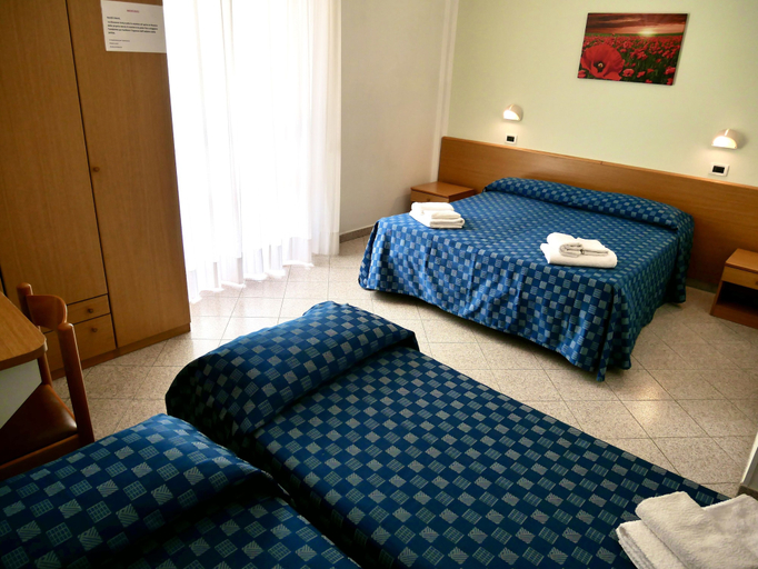 Bedroom 2, Hotel Jole, Savona