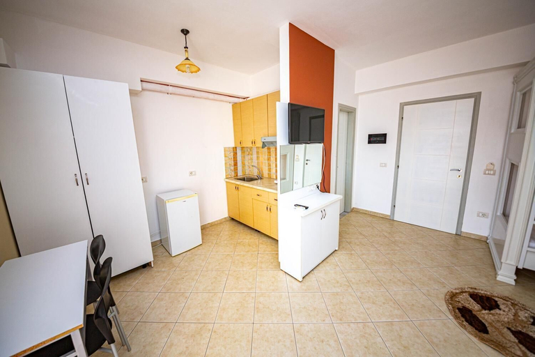 Others 4, Ideal Aparthotel, Sarandës