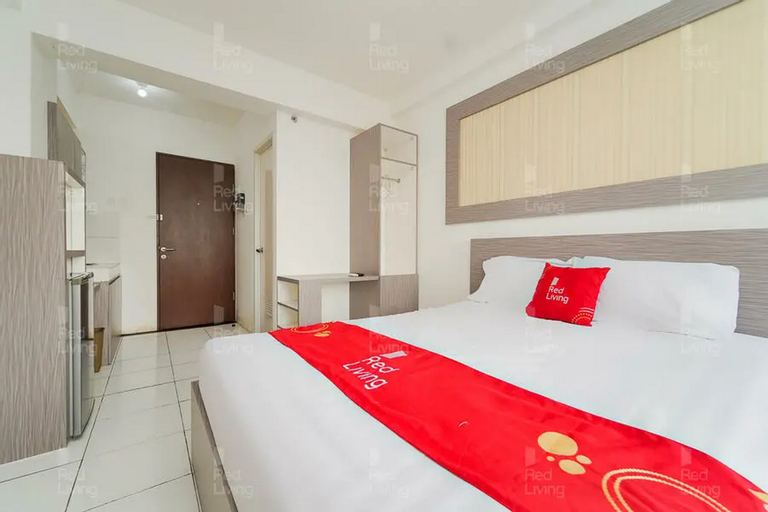 RedLiving Apartemen Riverview Residence - TOHA Room Tower Mahakam - Tap to explore photos