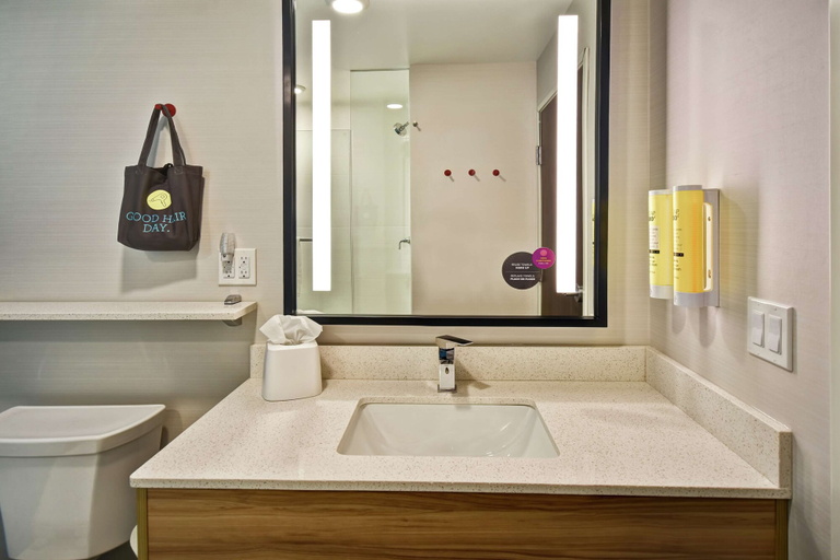 Bathroom 4, Tru by Hilton Fort Wayne, IN, Allen