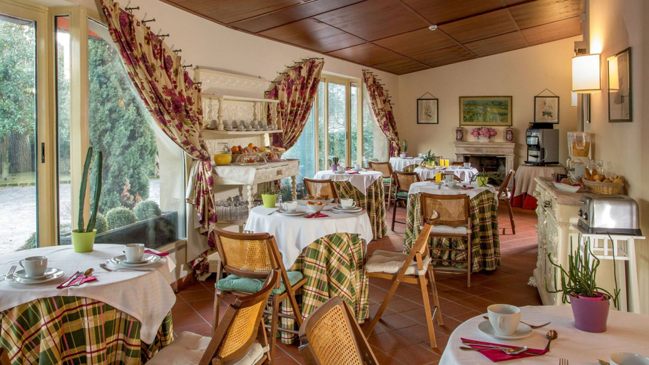 Food & Drinks 5, Resort La Rocchetta, Roma