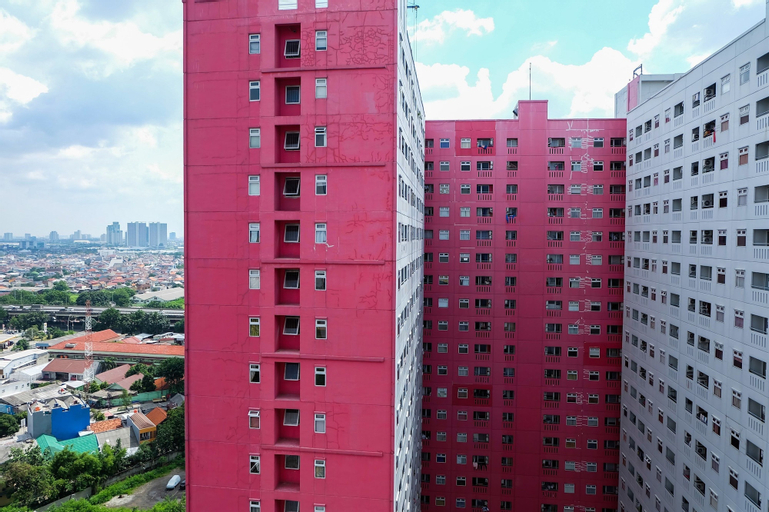 Exterior & Views 26