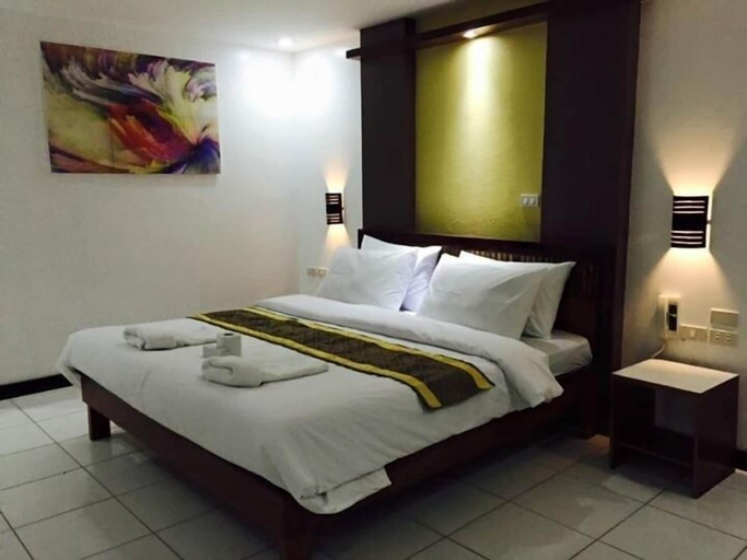Bedroom 5, Ark Bayz Suites, Puerto Galera
