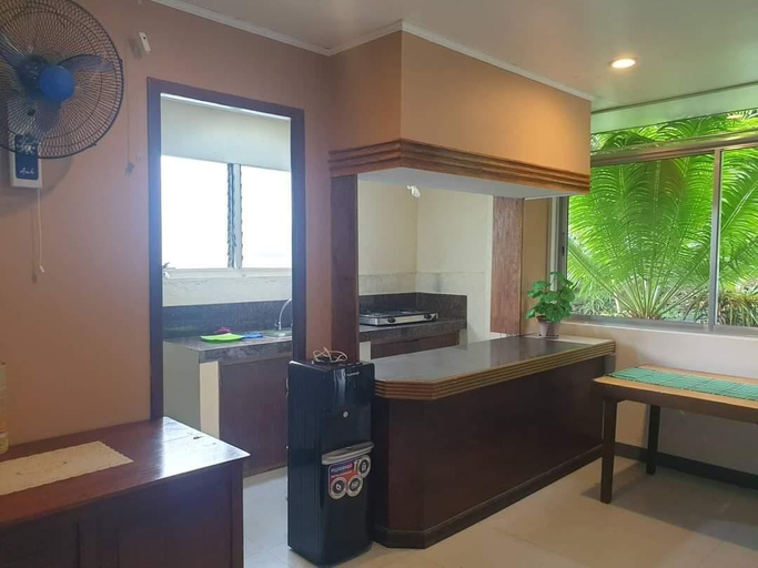 Others 3, palhi resort sungriz, Malay