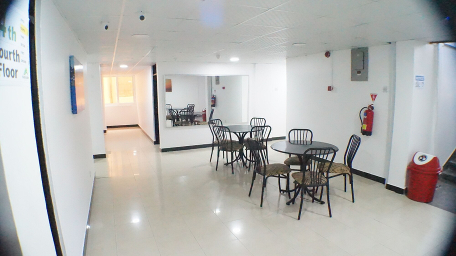 Food & Drinks 5, Econo Lodge, Ilala