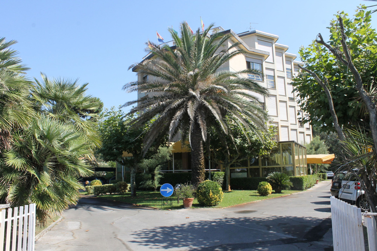 Hotel Brasilia, Lucca